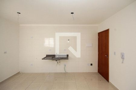 Cozinha de apartamento à venda com 2 quartos, 44m² em Parque São Lucas, São Paulo