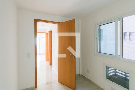 Apartamento à venda com 92m², 3 quartos e 2 vagasQuarto 2