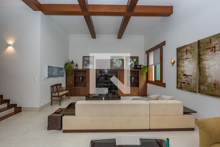 Sala 1 de casa para alugar com 5 quartos, 500m² em Santa Lúcia, Belo Horizonte
