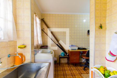 Casa à venda com 105m², 2 quartos e 3 vagas Casa à venda com 105m², 2 quartos e 3 vagasLavanderia