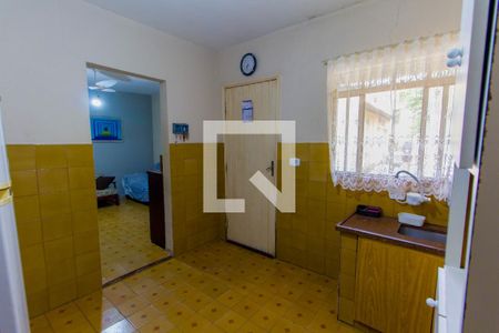 Casa à venda com 105m², 2 quartos e 3 vagas Casa à venda com 105m², 2 quartos e 3 vagasCozinha - Casa 2