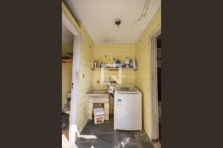 Casa à venda com 121m², 3 quartos e 2 vagasÁrea de Serviço