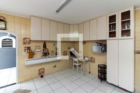 Casa para alugar com 250m², 3 quartos e 6 vagas Casa para alugar com 250m², 3 quartos e 6 vagasCopa e Cozinha