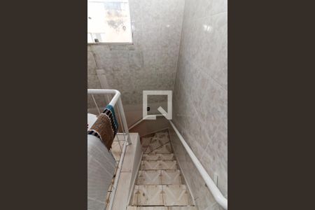 Casa para alugar com 250m², 3 quartos e 6 vagas Casa para alugar com 250m², 3 quartos e 6 vagasEscada do Salão de Festas