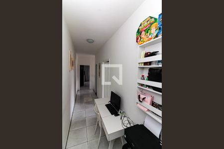 Corredor dos Quartos de casa para alugar com 3 quartos, 250m² em Vila Ester (zona Norte), São Paulo