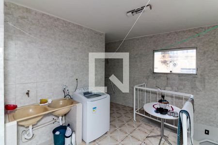 Casa para alugar com 250m², 3 quartos e 6 vagas Casa para alugar com 250m², 3 quartos e 6 vagasÁrea de Serviço