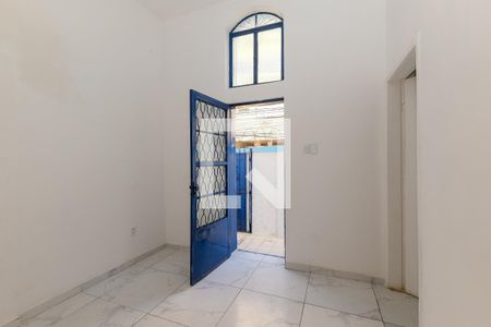 Entrada de casa para alugar com 4 quartos, 130m² em Vila Isabel, Rio de Janeiro