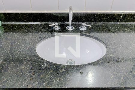 Casa à venda com 70m², 2 quartos e 1 vagaBanheiro 1