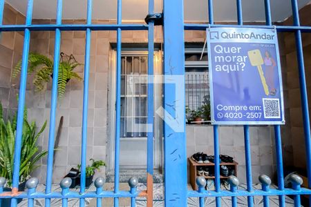 Casa à venda com 70m², 2 quartos e 1 vagaFachada