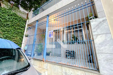 Casa à venda com 70m², 2 quartos e 1 vagaFachada