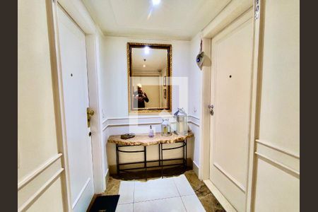 Apartamento à venda com 540m², 4 quartos e 3 vagasHall 