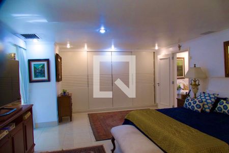 Apartamento à venda com 540m², 4 quartos e 3 vagasSuíte 