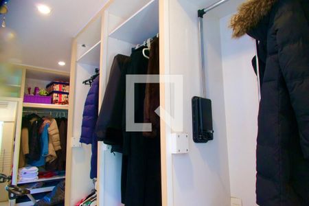 Apartamento à venda com 540m², 4 quartos e 3 vagasSuíte closet 