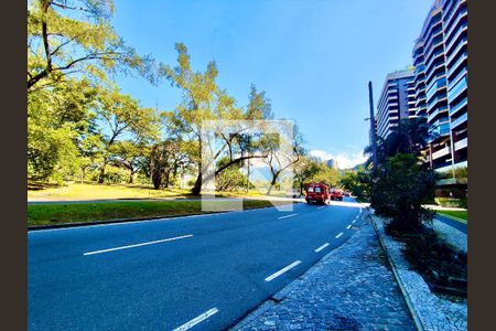 Apartamento à venda com 540m², 4 quartos e 3 vagasVista da Rua