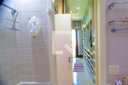 Apartamento à venda com 540m², 4 quartos e 3 vagasSuíte banheiro 