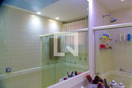 Apartamento à venda com 540m², 4 quartos e 3 vagasSuíte banheiro 