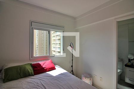 Apartamento à venda com 103m², 2 quartos e 2 vagasQuarto 2 - Suíte
