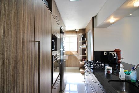 Apartamento à venda com 103m², 2 quartos e 2 vagasCozinha