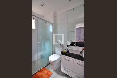 Apartamento à venda com 103m², 2 quartos e 2 vagasBanheiro do Quarto 2 - Suíte