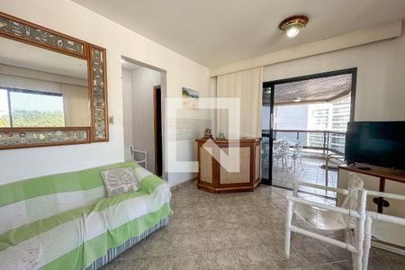 Sala de apartamento para alugar com 5 quartos, 200m² em Vila Alzira, Guarujá