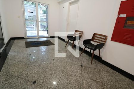 Hall de entrada de apartamento à venda com 2 quartos, 55m² em Jardim Esmeralda, São Paulo