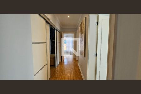 Casa à venda com 4 quartos, 711m² em Alphaville Residencial Zero, Barueri