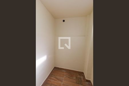 Apartamento para alugar com 65m², 2 quartos e 1 vaga Apartamento para alugar com 65m², 2 quartos e 1 vagaCloset