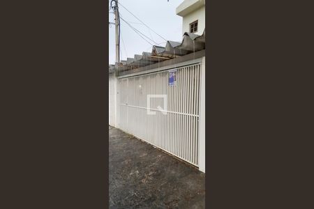 Casa para alugar com 120m², 3 quartos e 2 vagasFachada