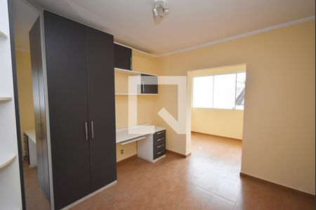 Casa para alugar com 120m², 3 quartos e 2 vagasQuarto 2
