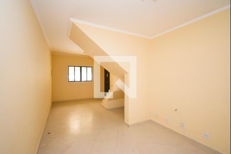 Sala de casa para alugar com 3 quartos, 120m² em Jardim Guanca, São Paulo