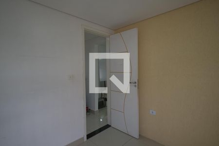 Quarto 1 de apartamento para alugar com 2 quartos, 50m² em Sítio Cercado, Curitiba