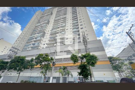 Apartamento à venda com 72m², 2 quartos e 1 vagaFachada do Prédio