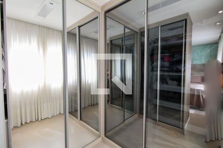 Apartamento à venda com 72m², 2 quartos e 1 vagaCloset da Suíte