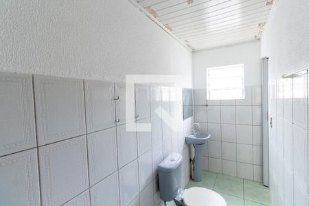 Banheiro da Suíte de casa para alugar com 1 quarto, 30m² em Cidade Antônio Estêvão de Carvalho, São Paulo