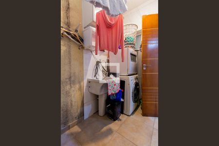 Casa de condomínio à venda com 97m², 2 quartos e 2 vagasÁrea de Serviço