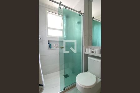 Apartamento à venda com 125m², 2 quartos e 2 vagasBanheiro da Suíte 2