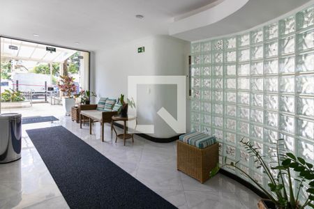 Apartamento à venda com 60m², 2 quartos e 1 vagaHall de entrada, térreo 