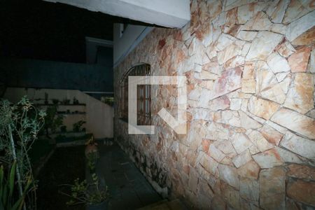 Casa para alugar com 350m², 5 quartos e 2 vagas Casa para alugar com 350m², 5 quartos e 2 vagasFachada