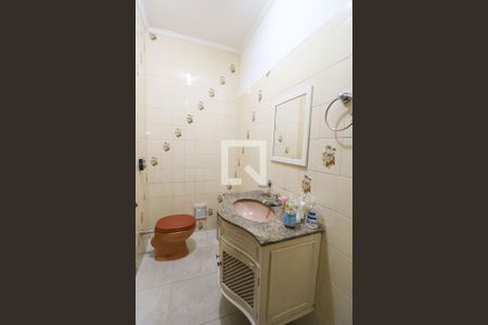 Casa para alugar com 350m², 5 quartos e 2 vagas Casa para alugar com 350m², 5 quartos e 2 vagasBanheiro