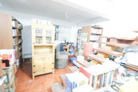 Casa para alugar com 350m², 5 quartos e 2 vagas Casa para alugar com 350m², 5 quartos e 2 vagasBiblioteca