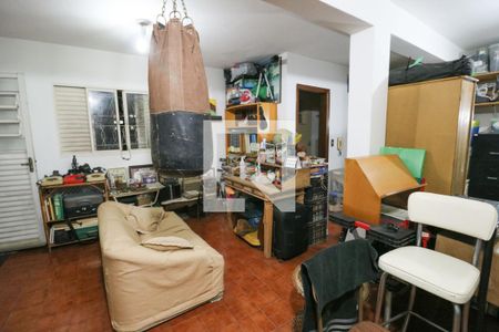 Casa para alugar com 350m², 5 quartos e 2 vagas Casa para alugar com 350m², 5 quartos e 2 vagasSala 3