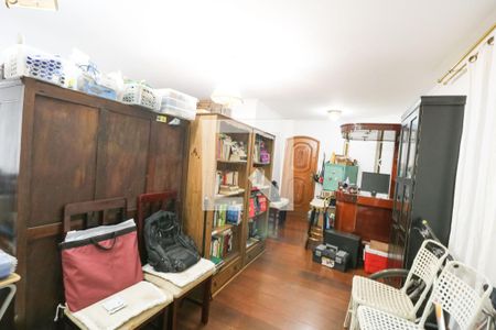 Casa para alugar com 350m², 5 quartos e 2 vagas Casa para alugar com 350m², 5 quartos e 2 vagasSala 2