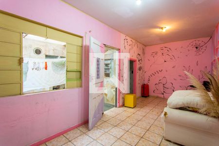 Casa à venda com 120m², 2 quartos e 2 vagasQuarto de serviço