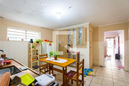 Casa à venda com 120m², 2 quartos e 2 vagasCozinha