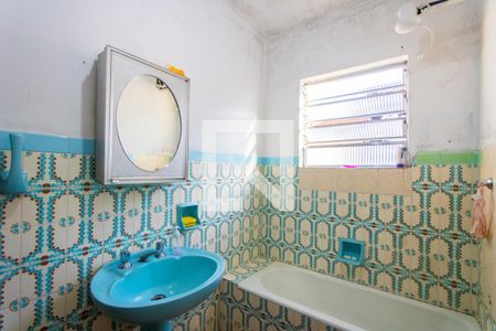 Casa à venda com 120m², 2 quartos e 2 vagasBanheiro