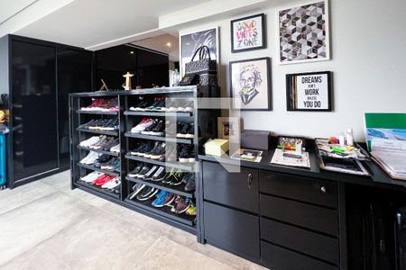 Apartamento à venda com 100m², 1 quarto e 2 vagasEscritório