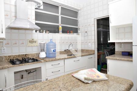 Apartamento à venda com 114m², 3 quartos e sem vagaCozinha