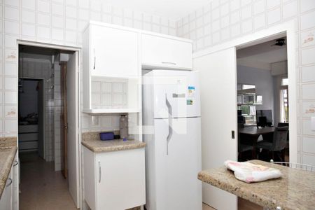 Apartamento à venda com 114m², 3 quartos e sem vagaCozinha