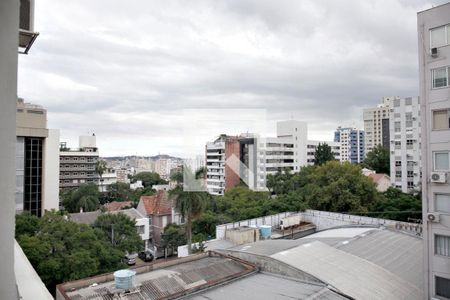 Sala Vista de apartamento à venda com 3 quartos, 114m² em Independência, Porto Alegre