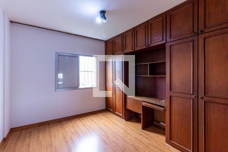 Apartamento à venda com 101m², 3 quartos e 1 vagaQuarto 2